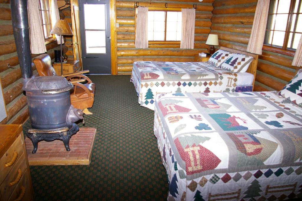 Parade Rest Ranch West Yellowstone Zimmer foto